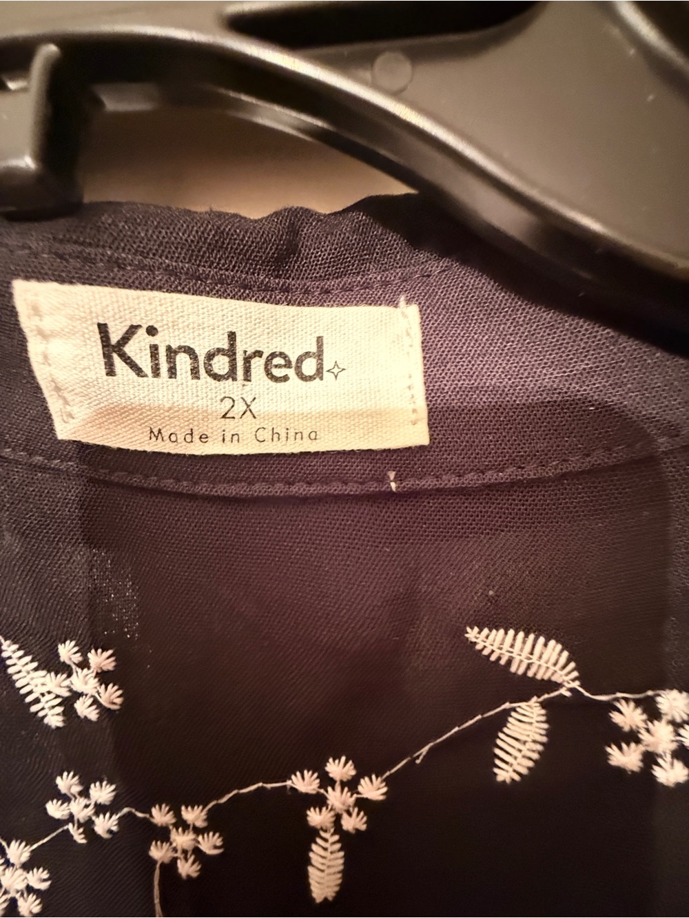 Women's Black Floral Button-Front Shirt - Picture 5 of 7
